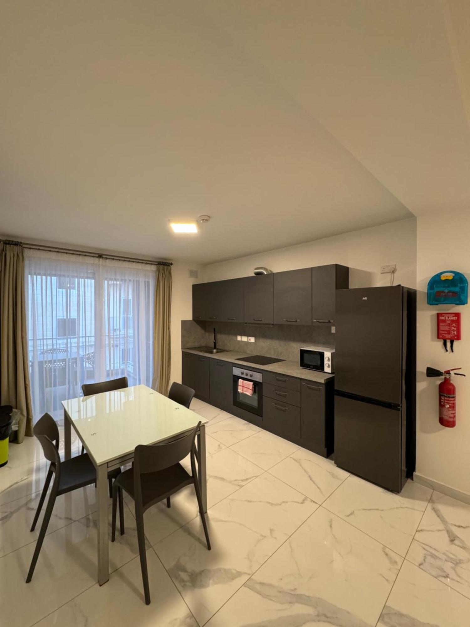 New And Modern Home In Bugibba, Great Location خليج سانت بول المظهر الخارجي الصورة